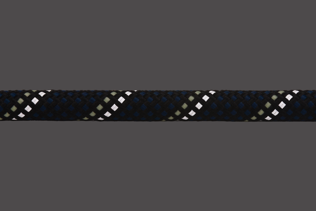 Outdoor Knot-a-Leash Rope Dog Leash