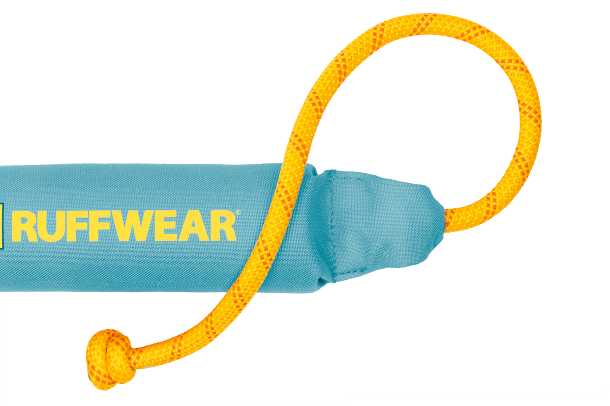 Outdoor Lunker Floating Throw Toy