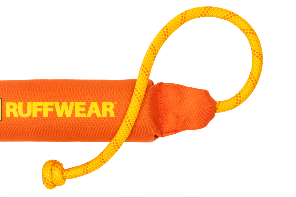 Outdoor Lunker Floating Throw Toy